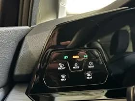 Volkswagen Golf 1.4 eHybrid 204PK DSG STYLE thumbnail 24