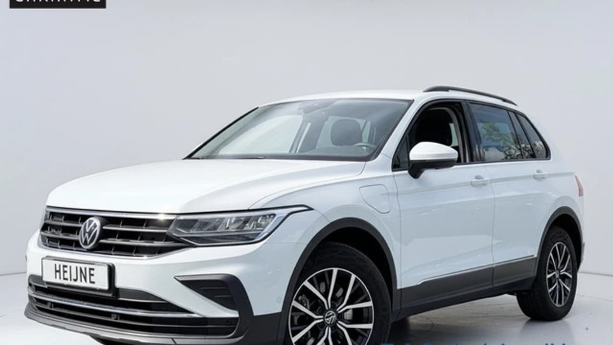 Volkswagen Tiguan E-Hybrid 245PK DSG LIFE — foto 1
