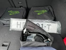 Volkswagen Golf thumbnail 17