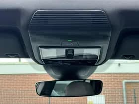 Volkswagen Golf thumbnail 23