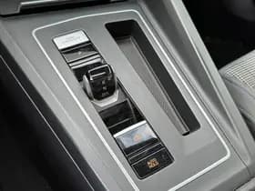 Volkswagen Golf thumbnail 30