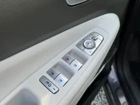 Hyundai Santa Fe thumbnail 12