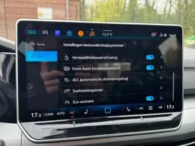 Volkswagen Golf thumbnail 26