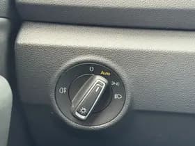 Volkswagen T-Roc thumbnail 13