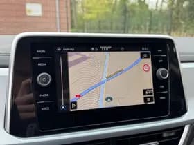 Volkswagen T-Roc thumbnail 24