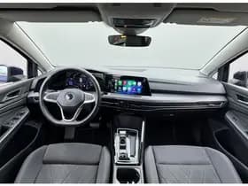 Volkswagen Golf thumbnail 2