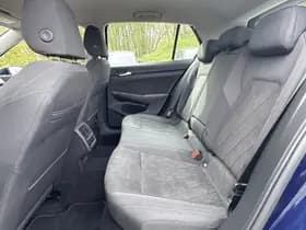 Volkswagen Golf thumbnail 20