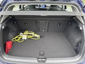 Volkswagen Golf thumbnail 21