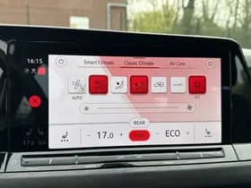 Volkswagen Golf thumbnail 32