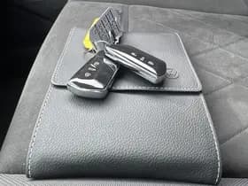 Volkswagen Golf thumbnail 46