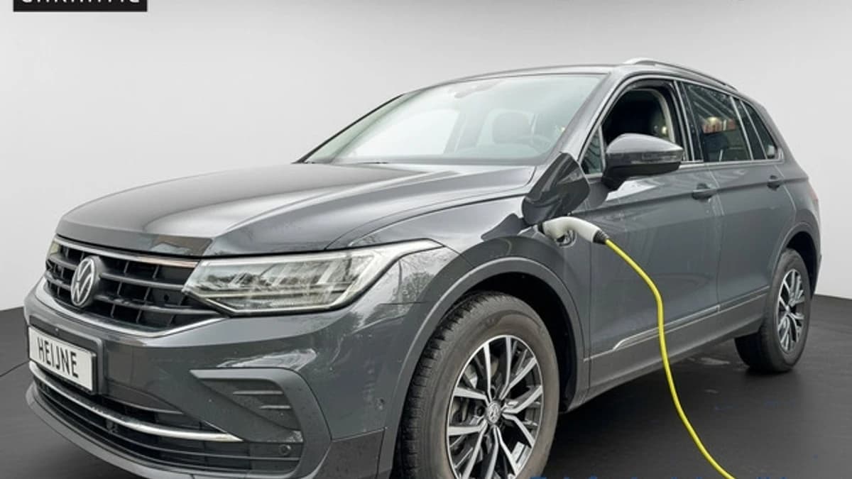 Volkswagen Tiguan — foto 1