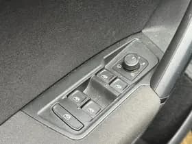 Volkswagen Tiguan thumbnail 18