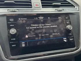 Volkswagen Tiguan thumbnail 37