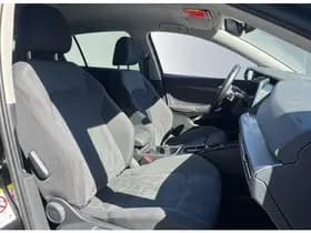 Volkswagen Golf thumbnail 21