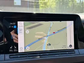 Volkswagen Golf thumbnail 36