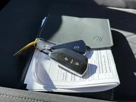 Volkswagen Golf thumbnail 44