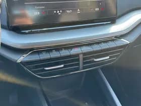 Škoda Octavia thumbnail 25