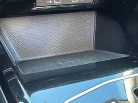 Volkswagen Golf thumbnail 23