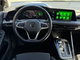 Volkswagen Golf thumbnail 18