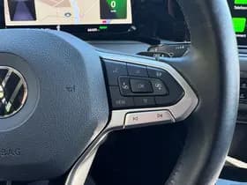 Volkswagen Golf thumbnail 25