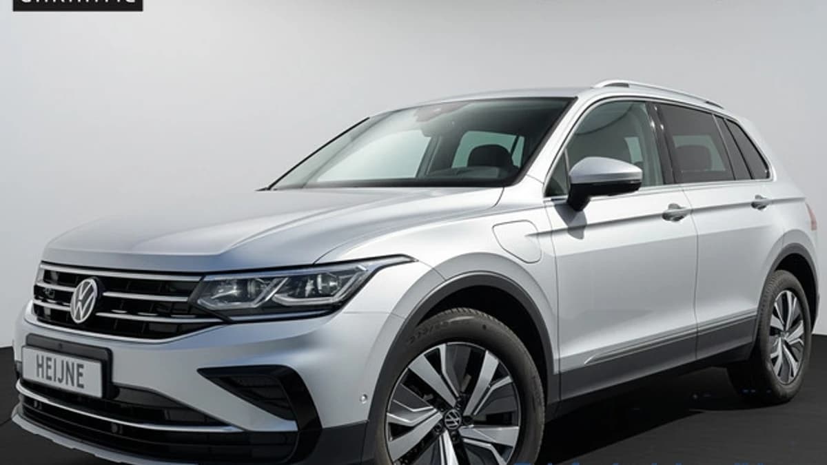 Volkswagen Tiguan — foto 1