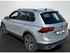 Volkswagen Tiguan thumbnail 3