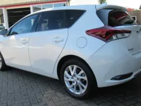 Toyota Auris 1.8 Hybrid Dynamic Go PARELMOERLAK thumbnail 14