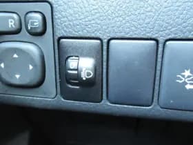 Toyota Auris 1.8 Hybrid Dynamic Go PARELMOERLAK thumbnail 6