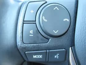 Toyota Auris 1.8 Hybrid Dynamic Go PARELMOERLAK thumbnail 8