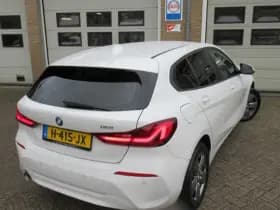 BMW 1-serie 118i Executive Edition thumbnail 2