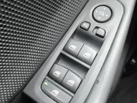 BMW 1-serie 118i Executive Edition thumbnail 12