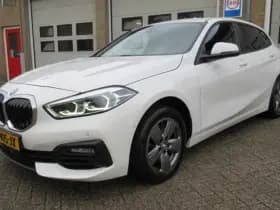 BMW 1-serie 118i Executive Edition thumbnail 14