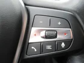 BMW 1-serie 118i Executive Edition thumbnail 8