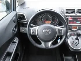 Toyota Verso-S 1.3 VVT-i Aspiration thumbnail 3