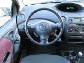 Toyota Yaris 1.0 VVT-i S-Line 36.000 KM 2e EIGENAAR thumbnail 3