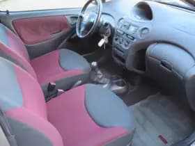 Toyota Yaris 1.0 VVT-i S-Line 36.000 KM 2e EIGENAAR thumbnail 5