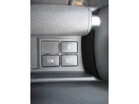 Toyota Yaris thumbnail 13