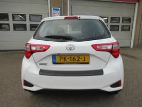 Toyota Yaris thumbnail 21