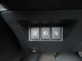 Toyota Yaris thumbnail 8
