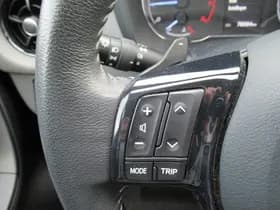 Toyota Yaris thumbnail 9