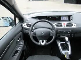 Renault Scénic thumbnail 3