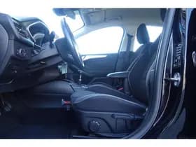 Ford Focus 1.0 EcoBoost Trend Edition Business Absolute Black thumbnail 16