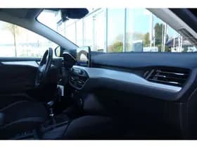 Ford Focus 1.0 EcoBoost Trend Edition Business Absolute Black thumbnail 20