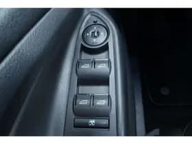 Ford Kuga 1.6 Titanium thumbnail 32