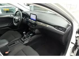 Ford Focus 1.0 EcoBoost Hybrid Trend Edition Business thumbnail 18