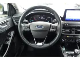 Ford Focus 1.0 EcoBoost Hybrid Trend Edition Business thumbnail 19