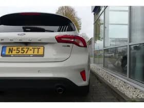 Ford Focus 1.0 EcoBoost Hybrid Trend Edition Business thumbnail 4