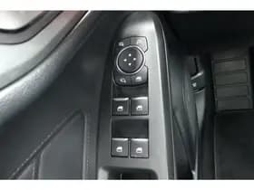 Ford Focus 1.0 EcoBoost Hybrid Trend Edition Business thumbnail 33