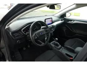 Ford Focus Wagon 1.0 EcoBoost Titanium thumbnail 16