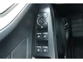 Ford Focus Wagon 1.0 EcoBoost Titanium thumbnail 31